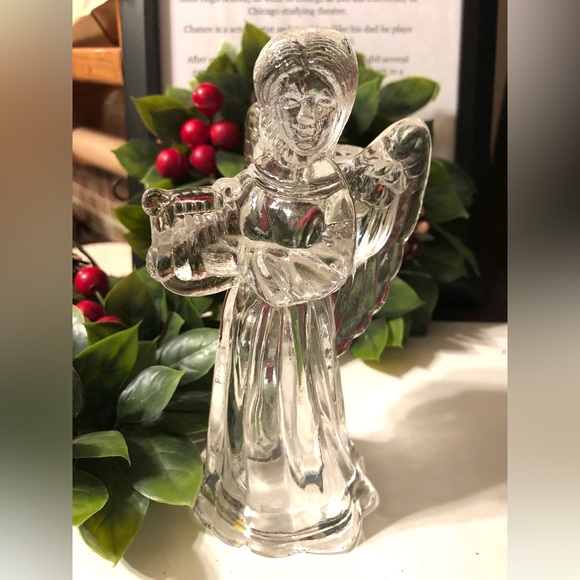 8787 Crystal Clear Angel Playing Harp Taper Candle Holder - Picture 7 of 10